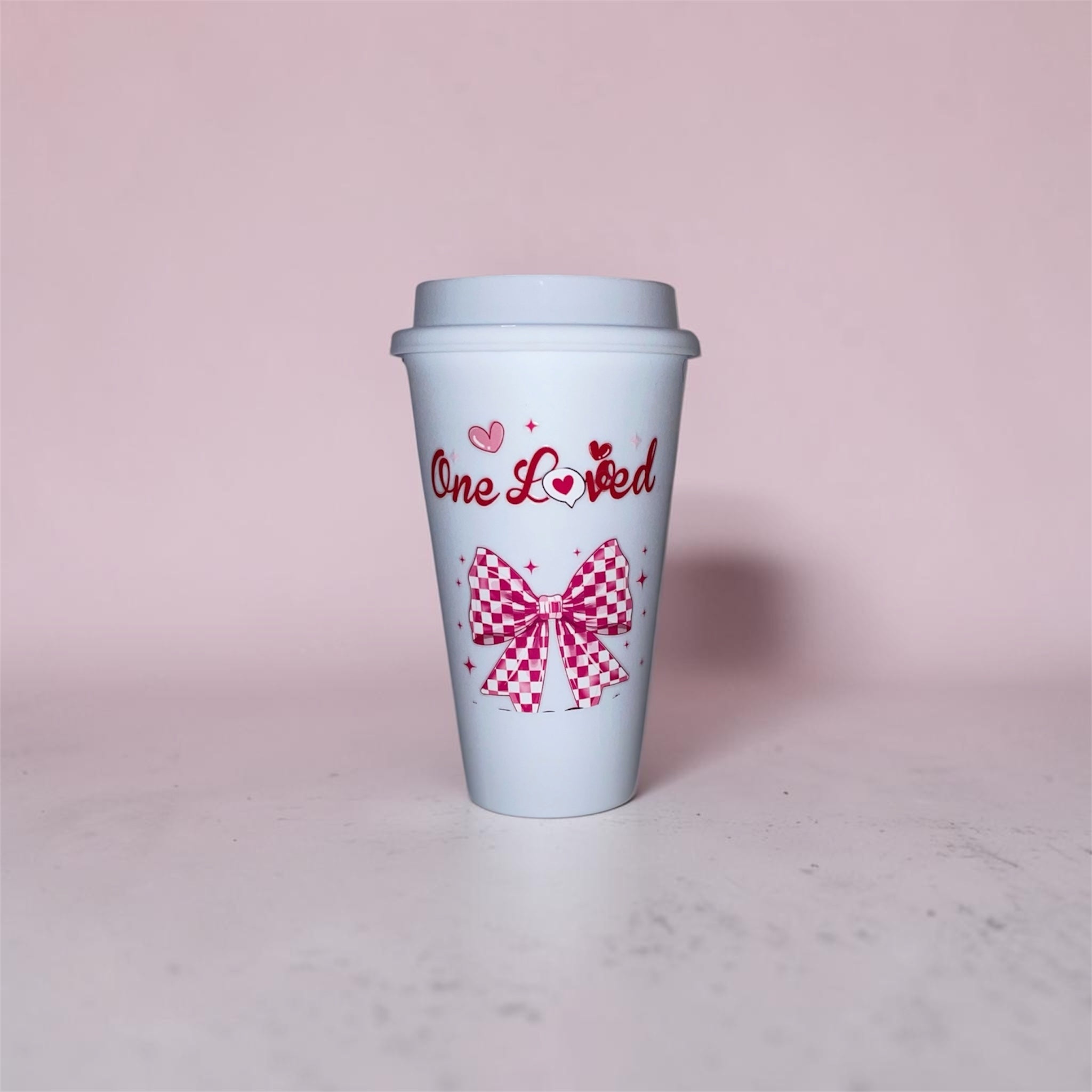 Coffe cup bow